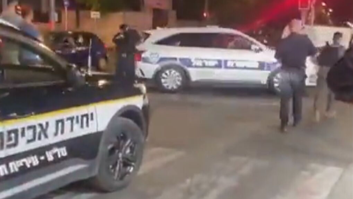 At least six dead after 'terror' attack in Tel Aviv | Nine.com.au