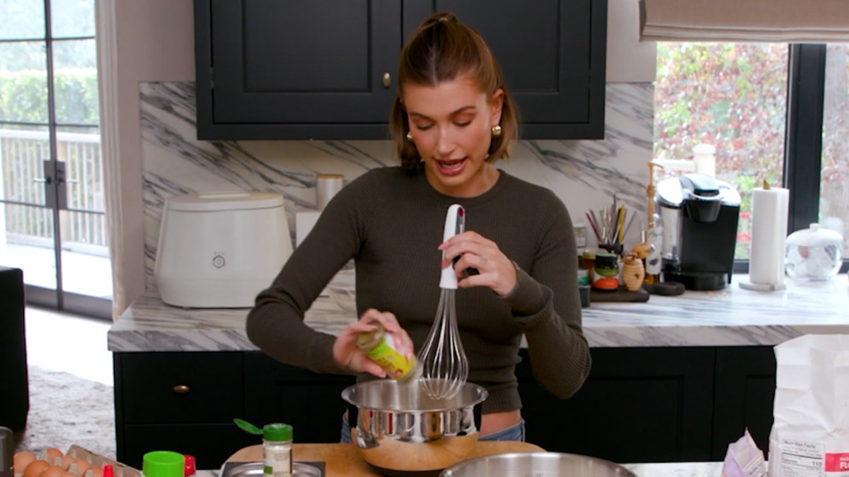 Hailey Bieber shares 'best' air fryer wings recipe upon launching at ...