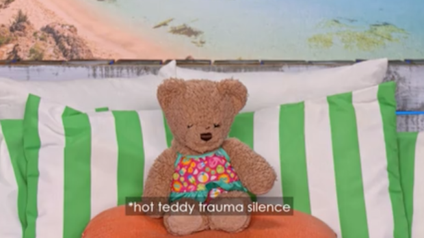 Love Island Australia 2025 Yana and Kye teddy