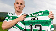 Socceroos midfielder Aaron Mooy has signed with Celtic.