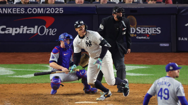 Aaronas teisėjas #99 iš Niujorko „Yankees“. Penktosios 2024 m. pasaulio serijos rungtynės su Los Andželo „Dodgers“.