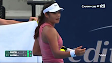 Emma Raducanu complains to the umpire.