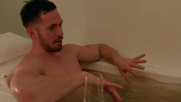 MAFS 2023 evelyn and rupert take a bath