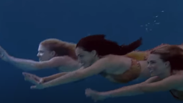 H20: Just Add Water with Phoebe Tonkin and Indiana Evans.