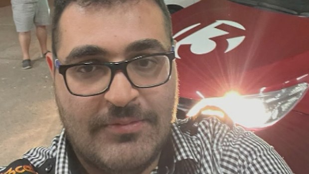 A taxi driver says he's been scarred for life by an attack on the job in south-east Melbourne.Ryan Eido is in Dandenong Hospital with a broken arm after the assault, which was sparked by a complaint over a $30 fare.