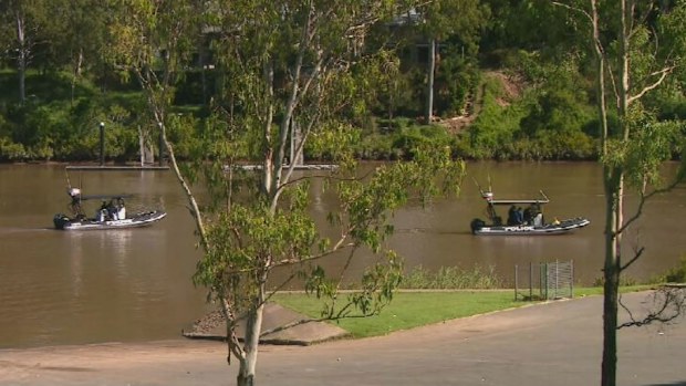 Body found in search for man who fell into Brisbane River | Nine.com.au