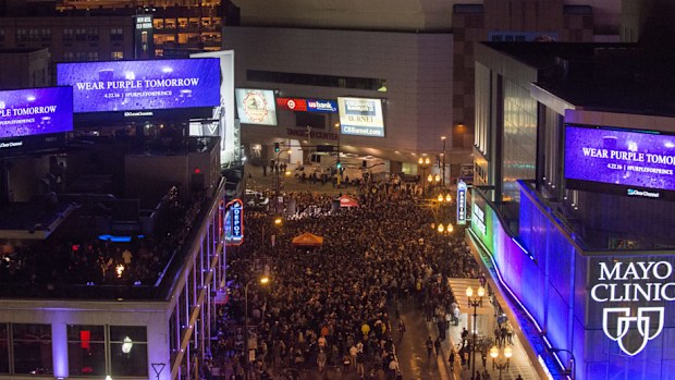 An impromptu block party has been held outside First Avenue nightclub in Minneapolis. (AFP)