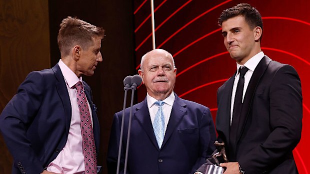 Mark Howard parla di Nick Daicos, dalle Gagpies, insieme a Leigh Matthews.