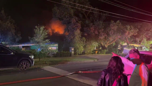 Fire in Eltham, Melbourne