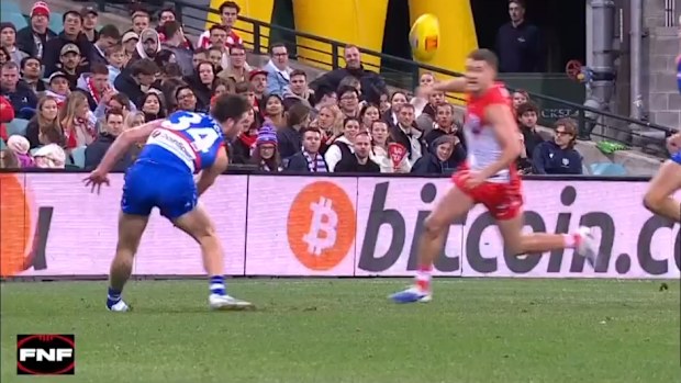The moment Lloyd thought the turf had injured Williams.