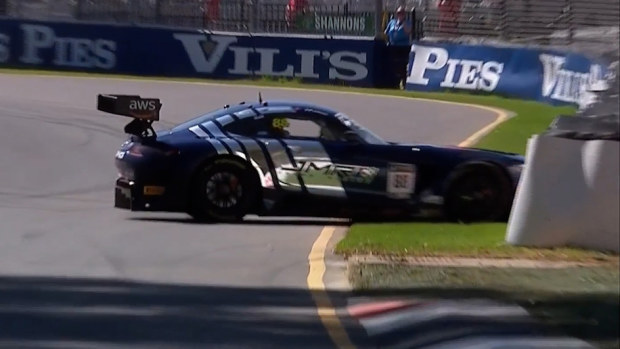 Jamie Whincup crashing at the Senna chicane during qualifying for the GT World Challenge.