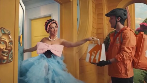 menulog celebrity ad campaigns snoop dog katy perry christina aguilera jeff goldblum