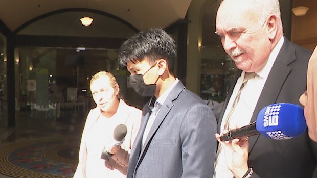 A medical science student's Instagram threat to blow up a plane because of a three-hour delay would have led to jail time if possible, a magistrate has said.