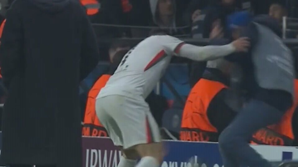 Hoogtepunten PSG versus Chelsea; Ballenjongen Pedro Neto video’s, nieuws, reacties; Uitslag Real Madrid-Manchester City