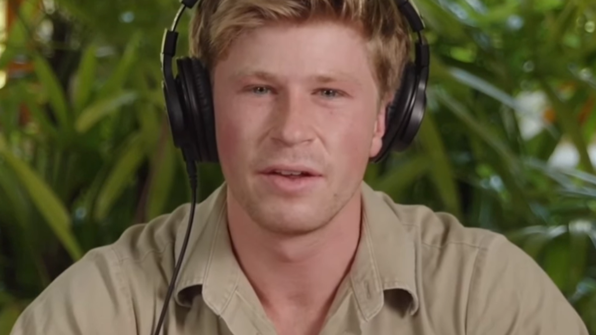 Robert Irwin opens up on losing dad Steve Irwin in emotional interview ...