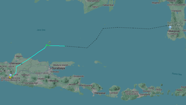 The intended flight path for PK-THT.