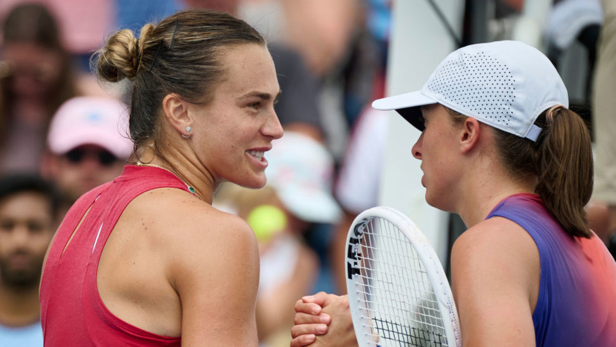 Swiatek’s crown removed as Sabalenka takes top spot