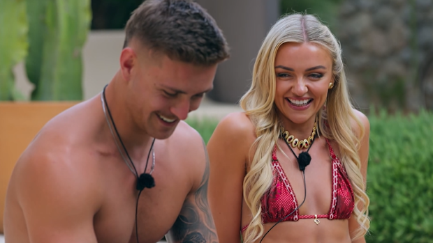 Love Island Australia 2025 Hotel Amor Kye and Emma