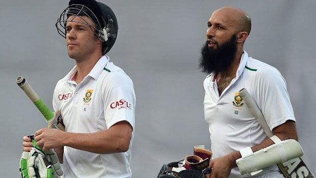AB de Villiers (L) is South Africa'snew captain after Hashim Amla stood down. (AFP)