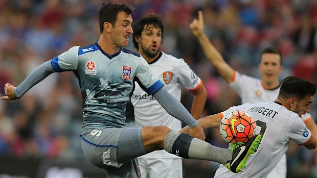 Benjamin Kantarovski of the Jets controls the ball. (Getty)