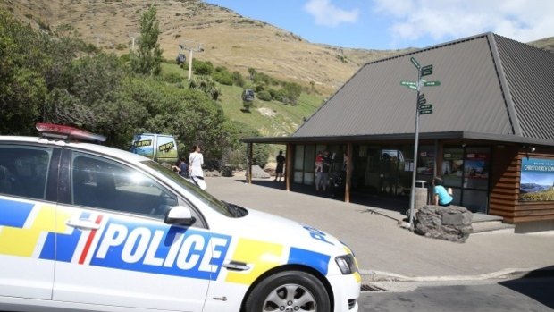 Anxious passengers called emergency services after Christchurch's Gondola stopped for nearly two hours on Saturday afternoon.