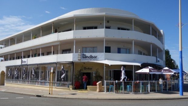 Sandbar has a prime pozzie across the road from the beach at Scarborough.