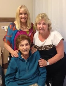 Vera Ward with her daughters, Patricia Butterworth and Rhonda Beaver.