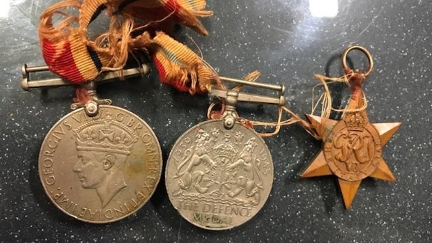 An image of the three war medals handed into the Brunswick police station. 