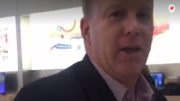 Sean Spicer was confronted by the woman in a DC Apple store.