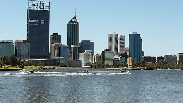 People have been warned to avoid entering the Swan River upstream of Claisebrook.