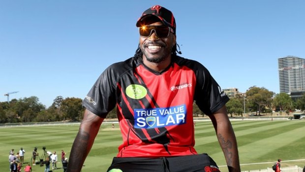 Chris Gayle: 'Players gravitate to me. I don't know why. It's always fun.'