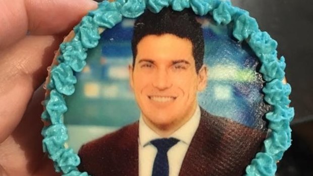 Fans of Jared Coote with Jared Coote cupcakes.
