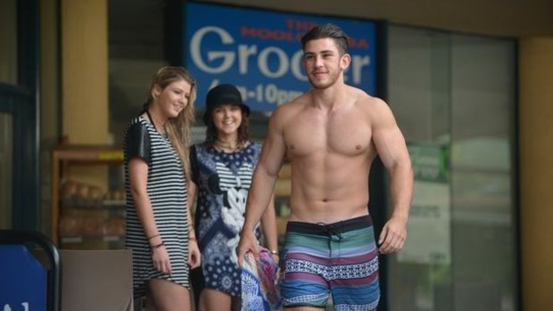 Dwayne Booth of Mountain Creek walks past his local shopping centre. Courtesy Sunshine Coast Daily.
