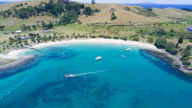 Slipper Island's Home Bay.