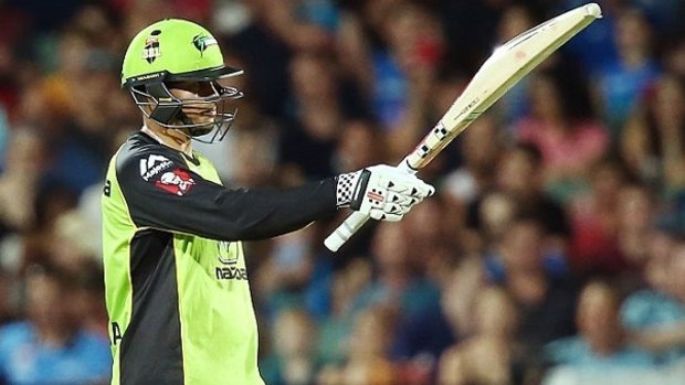 A brilliant unbeaten century by Usman Khawaja helped guide the Sydney Thunder to the final.