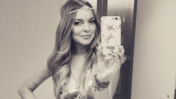 Lindsay Lohan ... a long time fan of the Instagram selfie. 