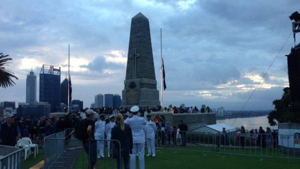 A beautiful sunrise over Kings Park to commemorate Anzac Day.