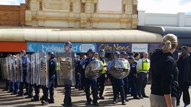 Police are surrounded in Kalgoorlie. 
