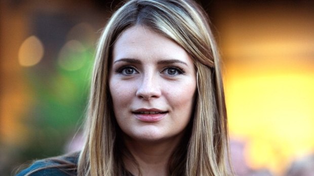 Mischa Barton is suing her mother/manager.