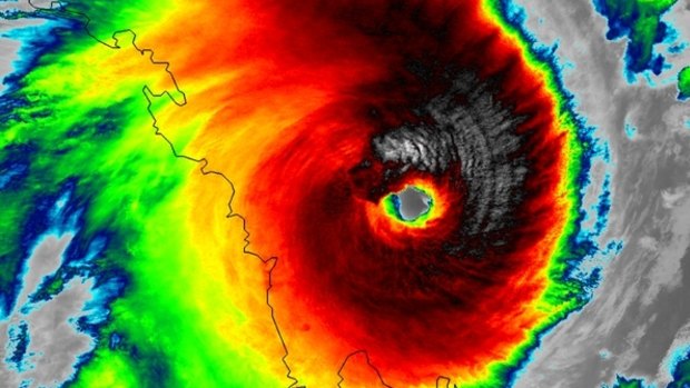 Angry eye: VIIRS infrared imagery from @NASANPP of Cyclone Marcia as it approaches the eastern coast of Australia.