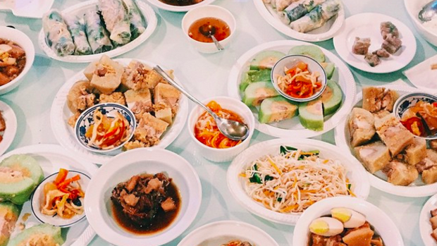 Tết feast at the Nguyen house. 