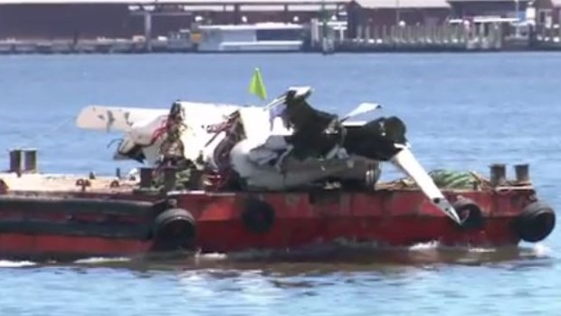 The tail, engines and fuselage have now been extracted from the Swan River.