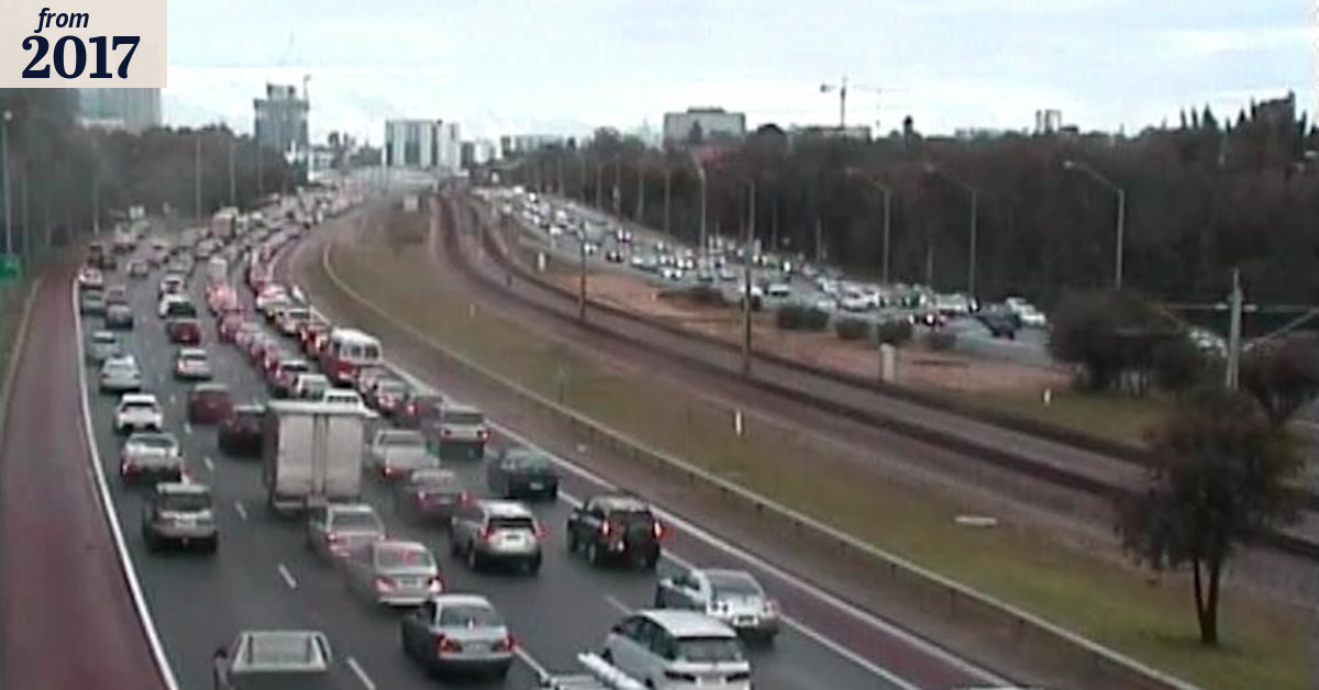 Traffic still heavy on Mitchell Freeway south