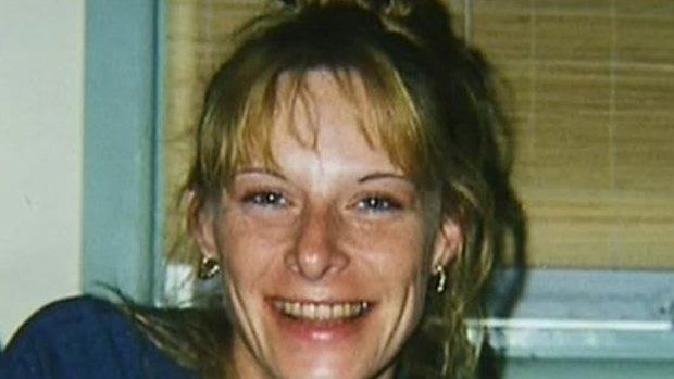 Karen Rae's remains were found beside the Frankston Freeway .