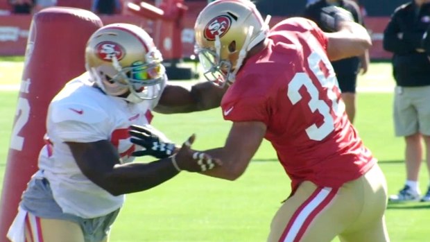 Jarryd Hayne mixes it with the stars of the 49ers.