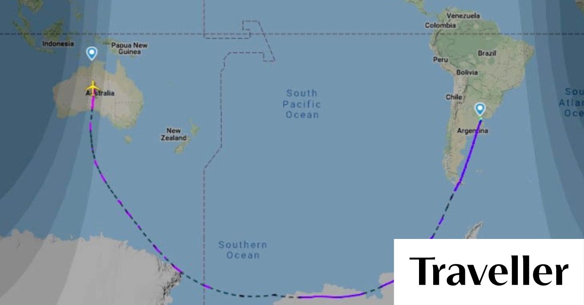 Longest commercial flight in Qantas' history flies over Antarctica en