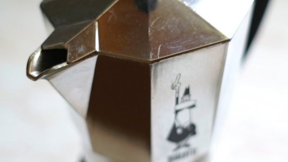 Is Italy's Famous Moka Coffeepot In Danger of Extinction? - Italian  Institute