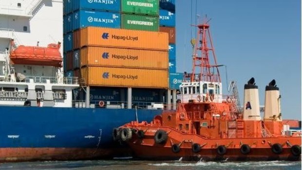 Tug operators at the Port of Brisbane will strike for 12 hours on Wednesday.