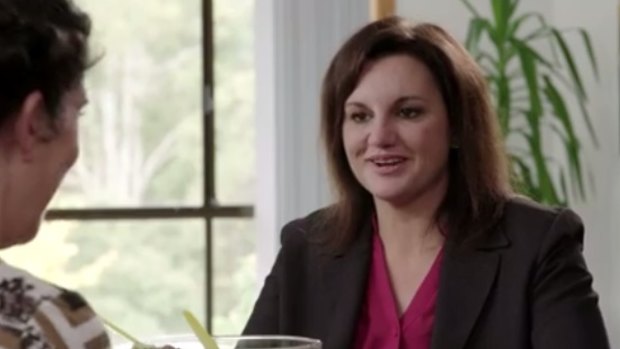 Jacqui Lambie chats to Annabel Crabb over a meal of Tasmanian salmon and salad.