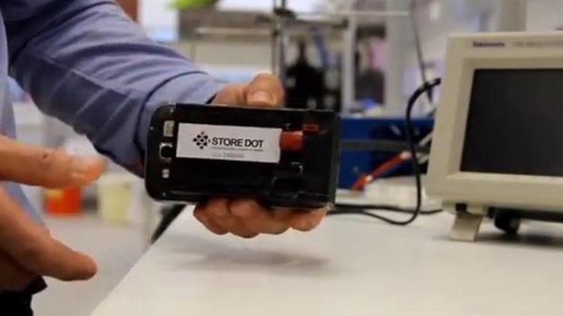 The Storedot biological semiconductor battery prototype attached to a Samsung Galaxy S4